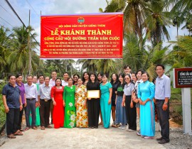 Fox Logistics cooperated with The Hoi Bridge construction project at Chau Binh Commune, Giong Trom District, Ben Tre Province